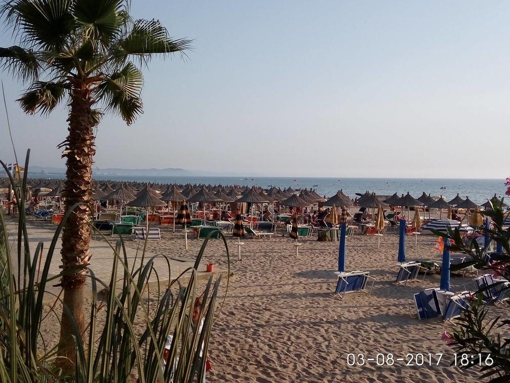 Aldom Apartments Durrës Exterior foto